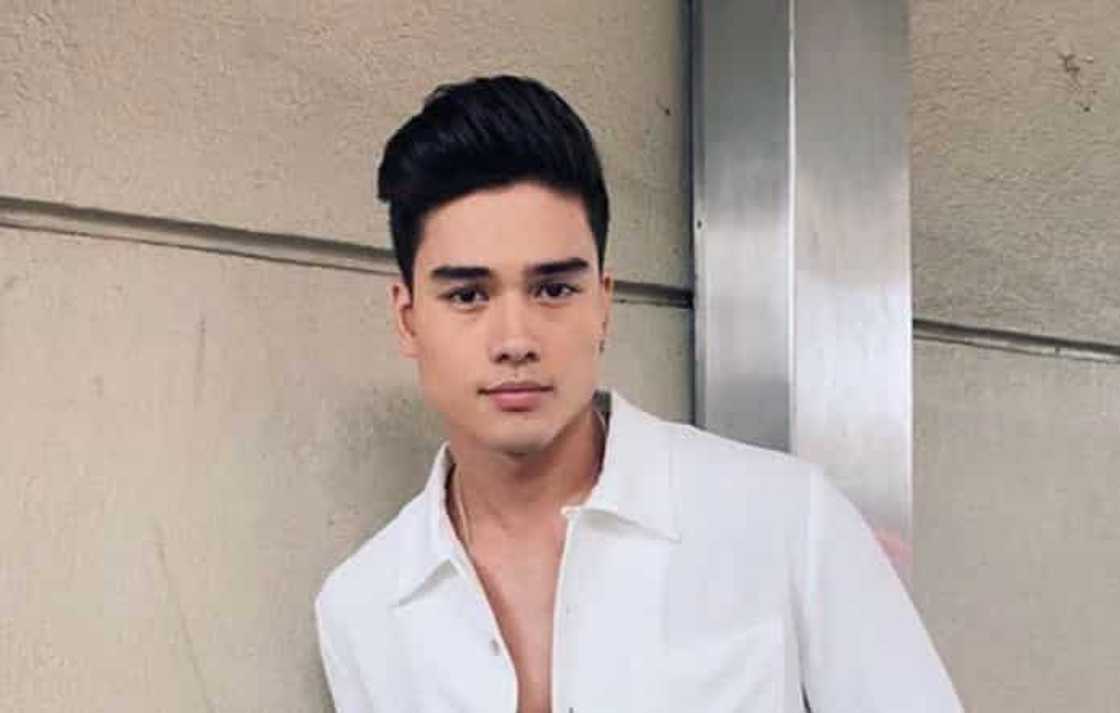Marco Gumabao, nag-post tungkol sa haters pagkatapos lumabas ang katotohanan sa "1M challenge" Marco Gumabao, nag-post tungkol sa haters pagkatapos lumabas ang katotohanan sa "1M challenge"