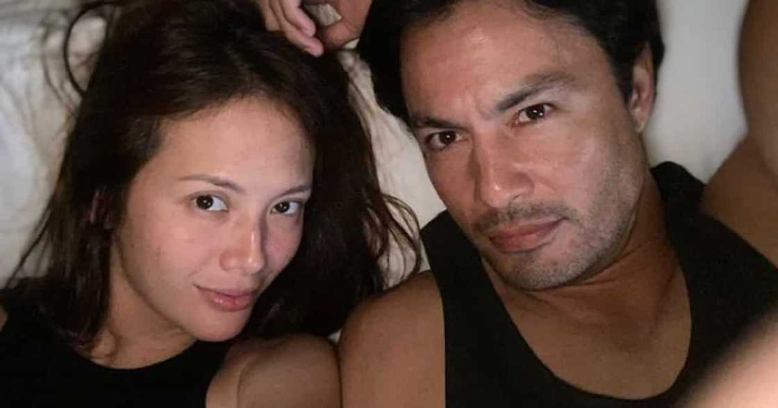 Ellen Adarna & friends surprise Derek Ramsay with birthday salubong