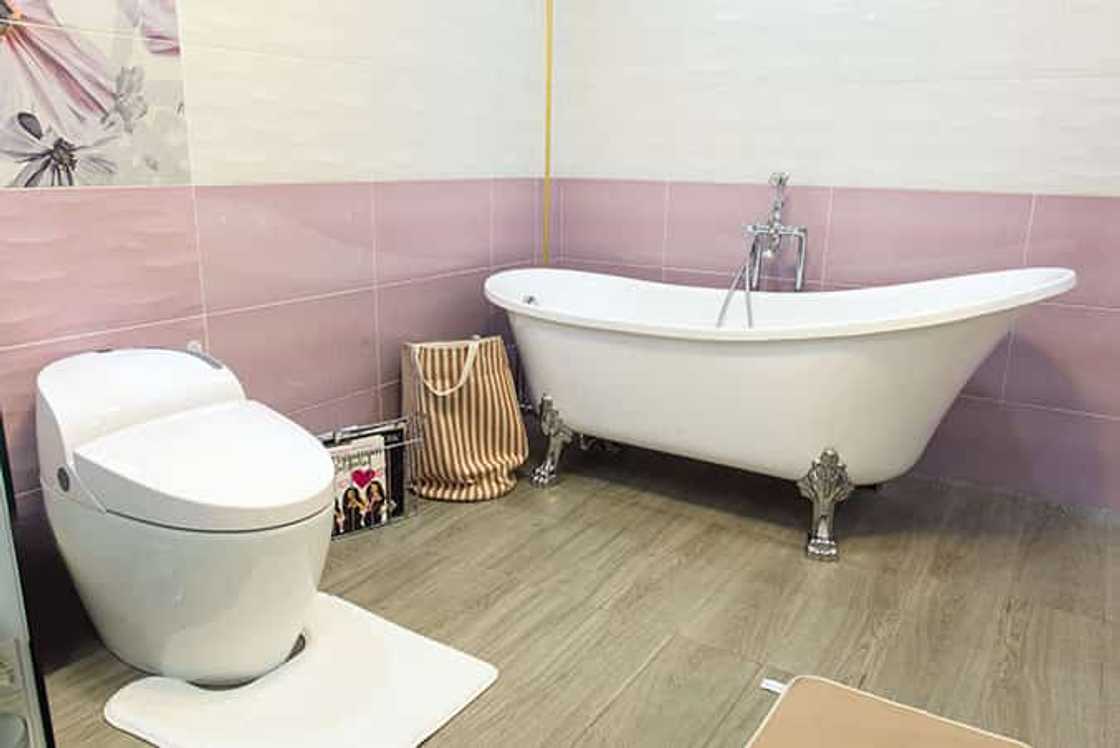 Hashtag Bathroom Goals! 5 Gorgeous Pinay celebs na may sosyaling bathtubs Hashtag Bathroom Goals! 5 Gorgeous Pinay celebs na may sosyaling bathtubs
