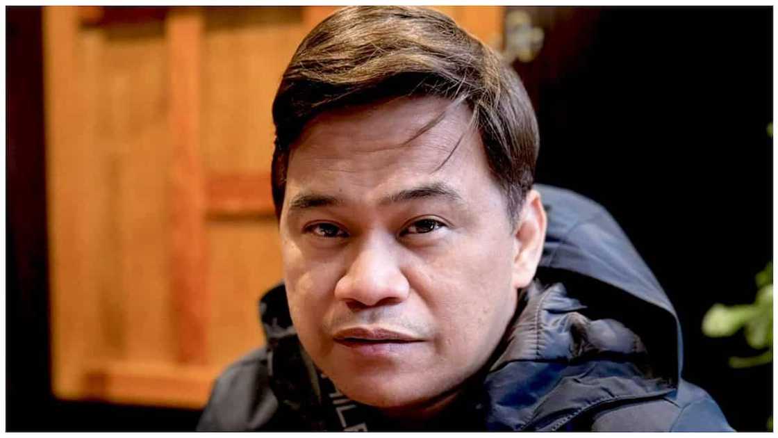 Ogie Diaz, sa aktres na ina umano ng panganay ni Baron: "'di naman lahat kailangan nating ilabas" Ogie Diaz, sa aktres na ina umano ng panganay ni Baron: "'di naman lahat kailangan nating ilabas"