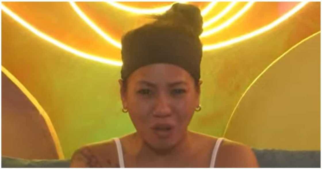 Madam Inutz, 'di napigilang maluha nang makitang bumubuti ang kalagayan ng kanyang ina Madam Inutz, 'di napigilang maluha nang makitang bumubuti ang kalagayan ng kanyang ina