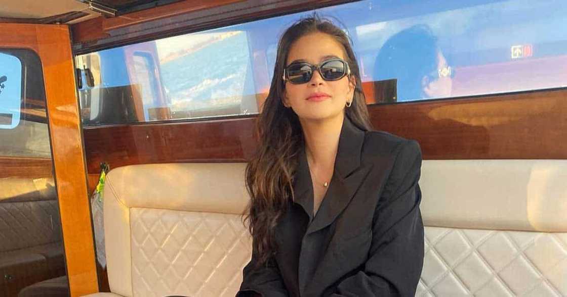 Bela Padilla, inakalang pina-prank siya sa airport: “I kid you not I felt like I was being pranked” Bela Padilla, inakalang pina-prank siya sa airport: “I kid you not I felt like I was being pranked”