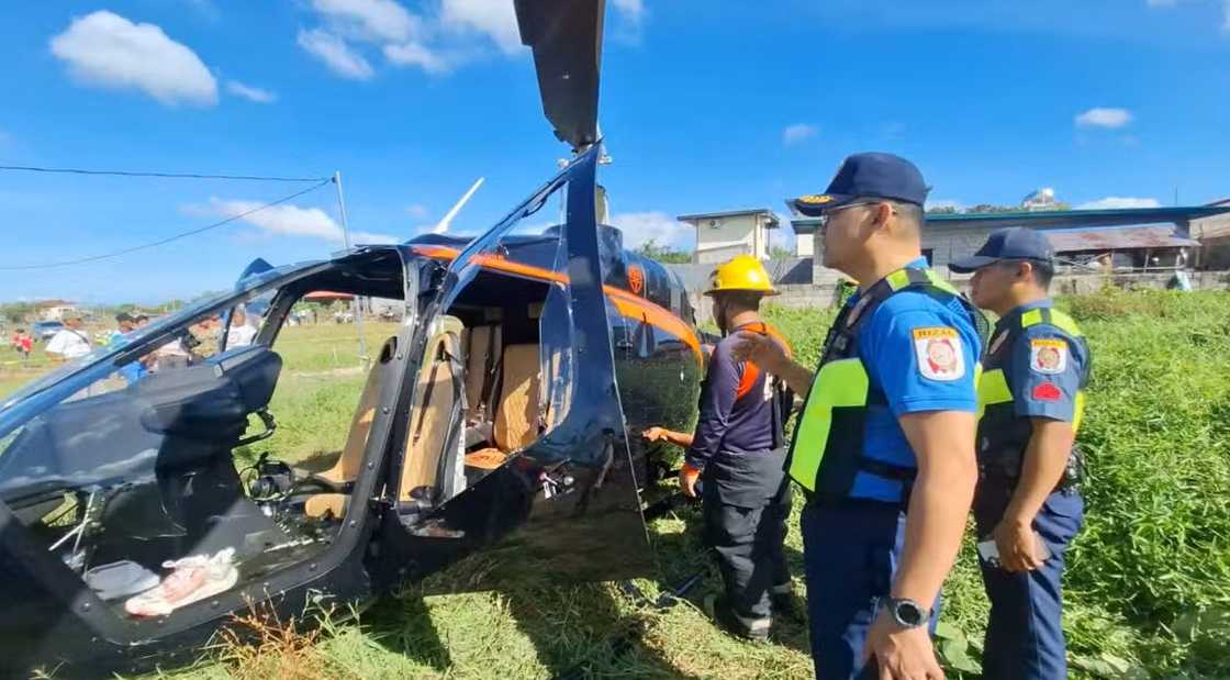 Pagbagsak ng isang helicopter sa Pililla, Rizal, nag-iwan ng matinding pinsala sa mga lulan nito Pagbagsak ng isang helicopter sa Pililla, Rizal, nag-iwan ng matinding pinsala sa mga lulan nito