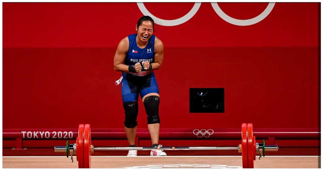 Hidilyn Diaz, nasungkit ang kauna-unahang gintong medalya ng Pilipinas sa Olympics Hidilyn Diaz, nasungkit ang kauna-unahang gintong medalya ng Pilipinas sa Olympics
