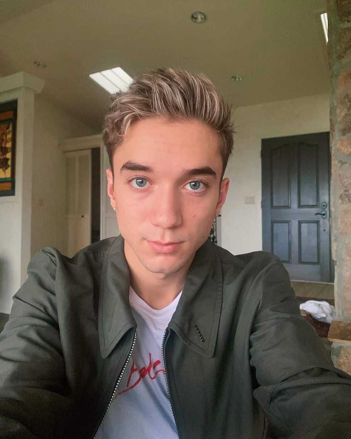 Why Don't We members birthdays Why Don't We members birthdays