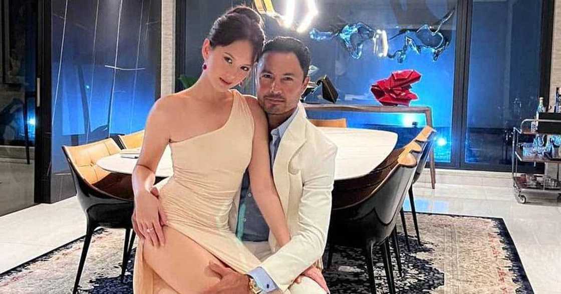 Derek Ramsay, ibinahagi ang video ng kanilang road trip ni Ellen Adarna sakay sa kanilang bagong Bentley SUV Derek Ramsay, ibinahagi ang video ng kanilang road trip ni Ellen Adarna sakay sa kanilang bagong Bentley SUV
