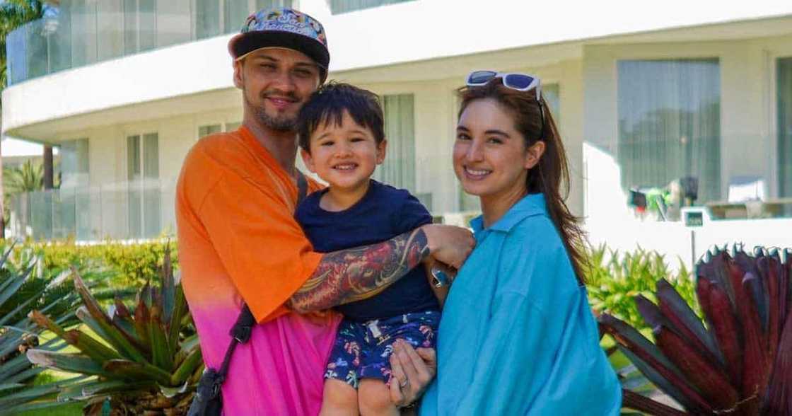 Netizens kinilig sa madamdaming message ni Coleen Garcia para kay Billy Crawford: “Love that truly heals” Netizens kinilig sa madamdaming message ni Coleen Garcia para kay Billy Crawford: “Love that truly heals”