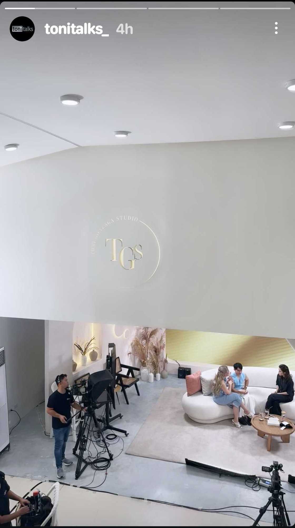 Chloe San Jose, ipinasilip ang panayam ni Toni Gonzaga sa kanya at kay Carlos Yulo Chloe San Jose, ipinasilip ang panayam ni Toni Gonzaga sa kanya at kay Carlos Yulo