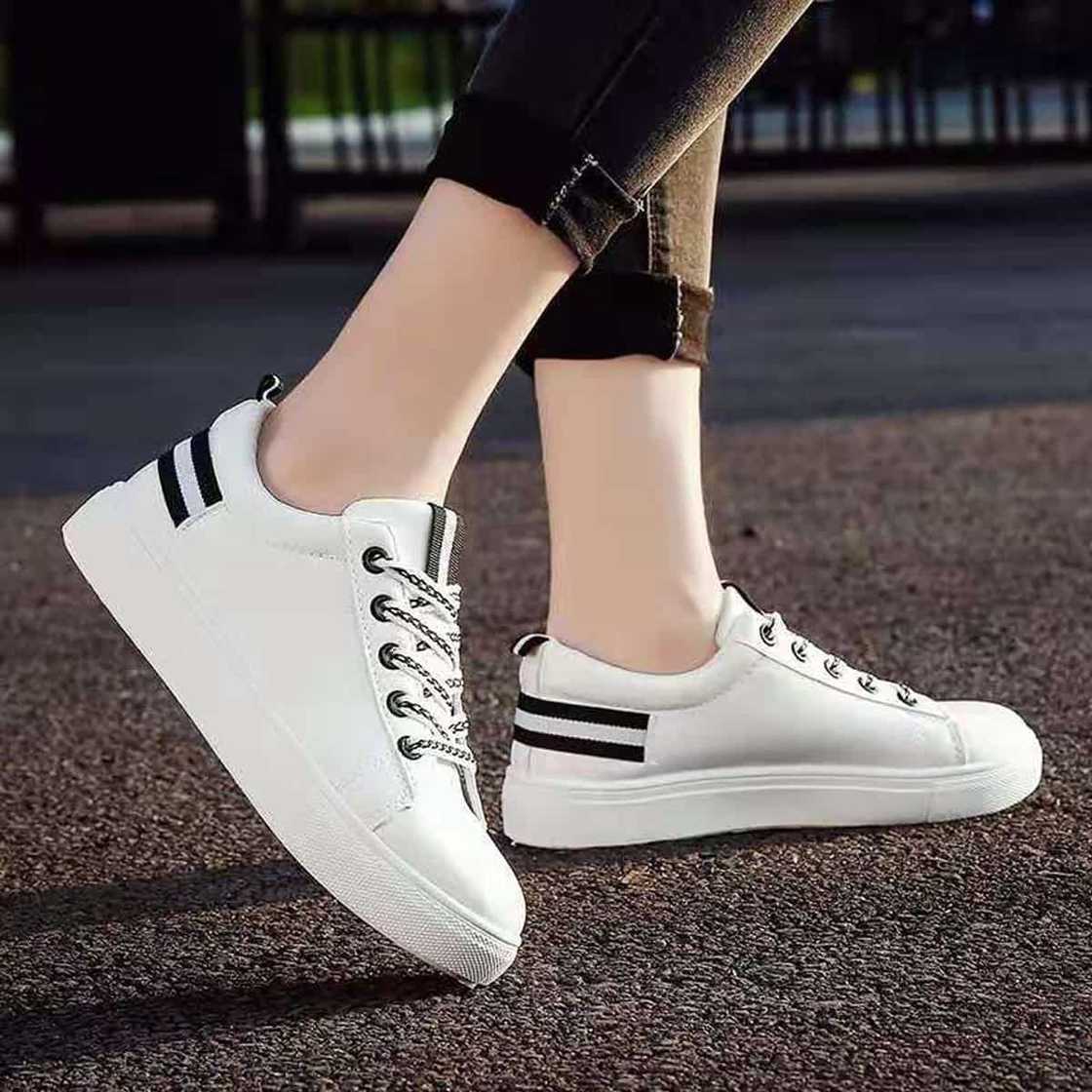 6 Trendy and comfy Korean shoes that are below P300 6 Trendy and comfy Korean shoes that are below P300