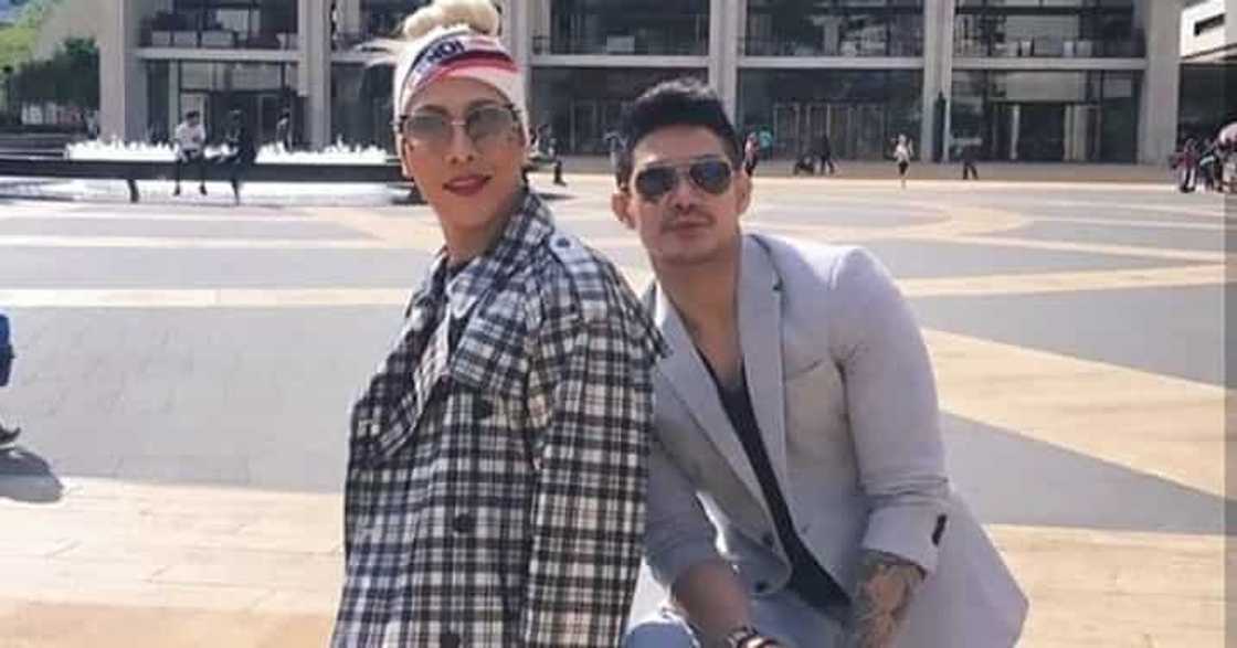Ion Perez, binalikan ang dating pwesto sa palengke kung saan siya naglalako ng manok Ion Perez, binalikan ang dating pwesto sa palengke kung saan siya naglalako ng manok