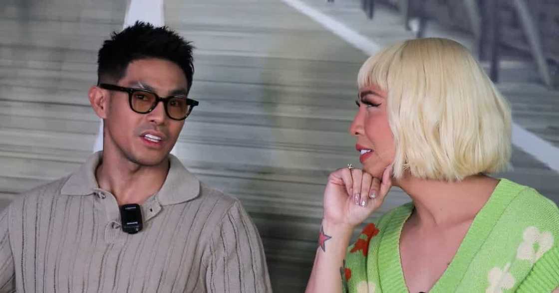 Vice Ganda at Ion Perez, nagreact sa comments sa kanilang wedding video Vice Ganda at Ion Perez, nagreact sa comments sa kanilang wedding video