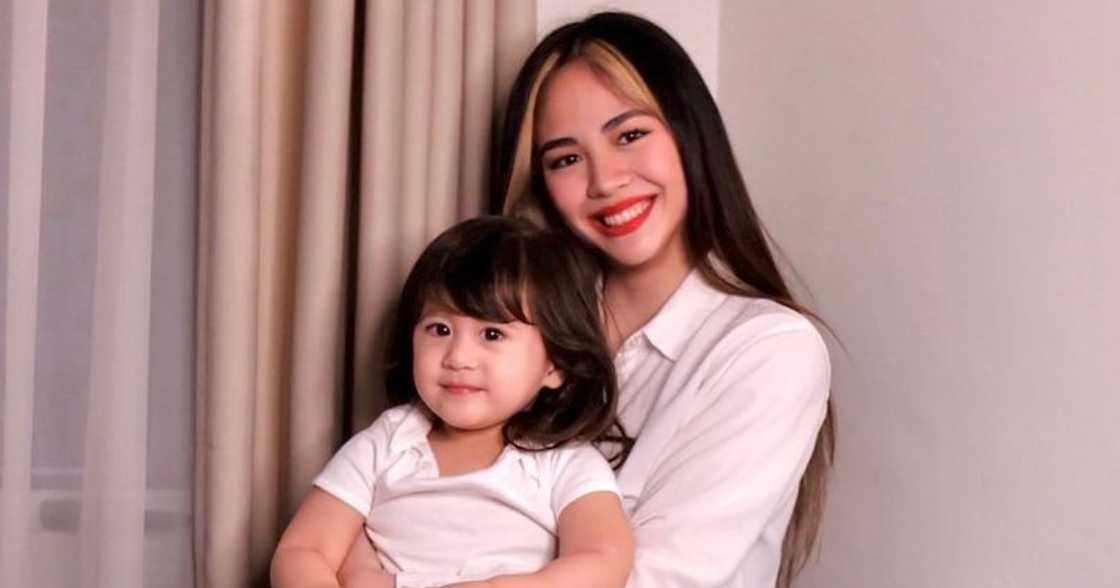 Janella Salvador, kinilig sa ginawa ng anak na si Jude Janella Salvador, kinilig sa ginawa ng anak na si Jude