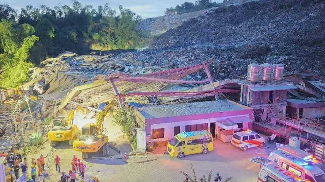 Massive landslide hits Cebu City landfill as search for missing begins Massive landslide hits Cebu City landfill as search for missing begins