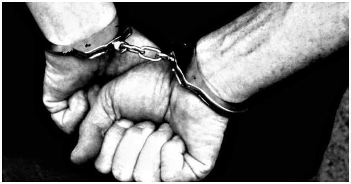 Suspek sa panghahalay sa sariling anak, arestado sa Pampanga Suspek sa panghahalay sa sariling anak, arestado sa Pampanga