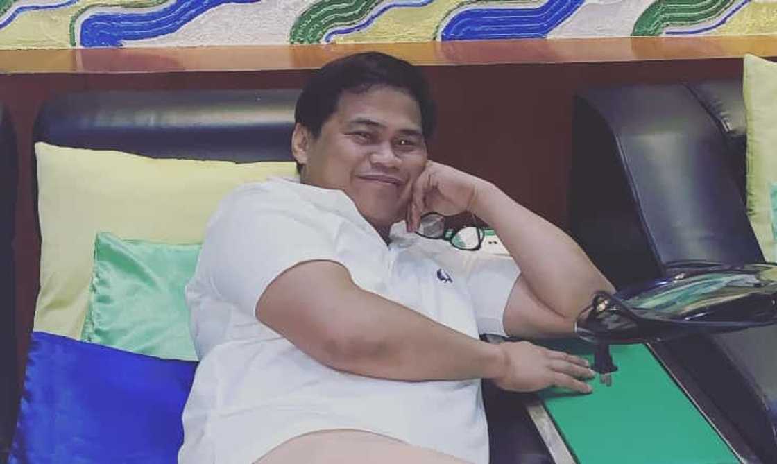 Ogie D, sa bashers niya matapos ang komento kay Toni G; "Pangit ba yung sinabi ko?" Ogie D, sa bashers niya matapos ang komento kay Toni G; "Pangit ba yung sinabi ko?"