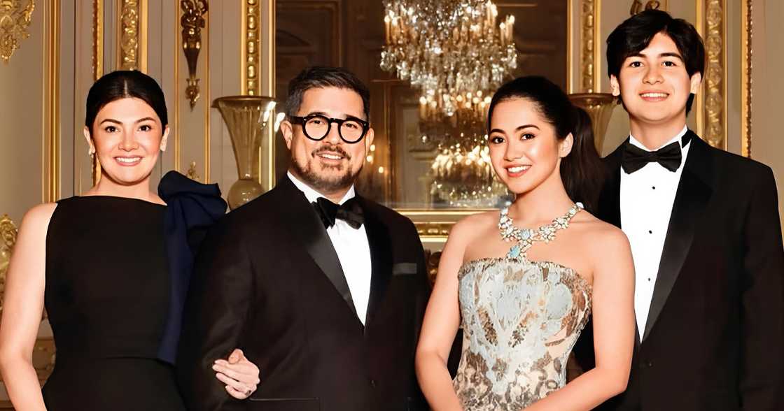 Aga Muhlach, sobrang proud sa anak na si Andres Muhlach; young actor, nag-uwi ng parangal Aga Muhlach, sobrang proud sa anak na si Andres Muhlach; young actor, nag-uwi ng parangal