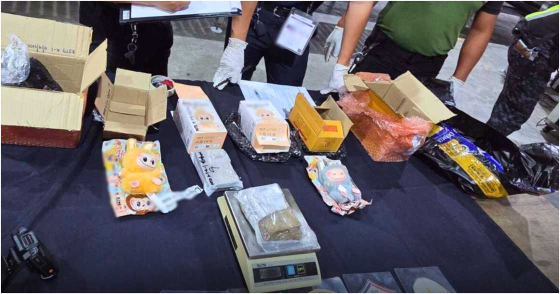 Bureau of Customs PH on Facebook