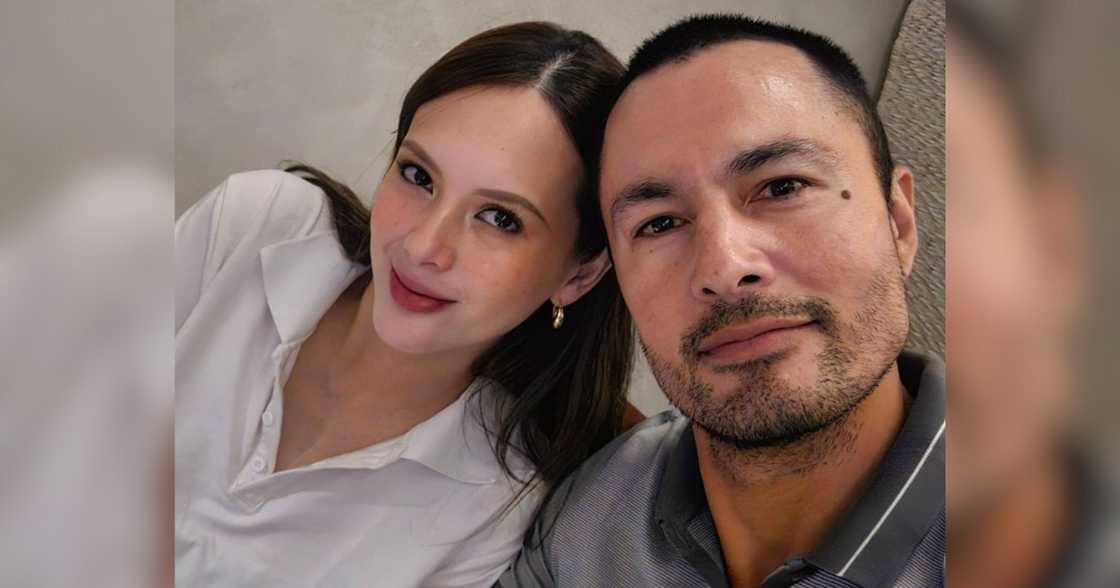 Derek Ramsay, bumwelta sa basher na dinamay ang anak sa isyu nina Andi at Philmar Derek Ramsay, bumwelta sa basher na dinamay ang anak sa isyu nina Andi at Philmar