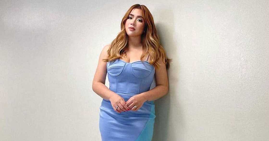 Angeline Quinto, nag-fangirling kay Regine Velasquez sa solo concert ng huli: “My forever idol”