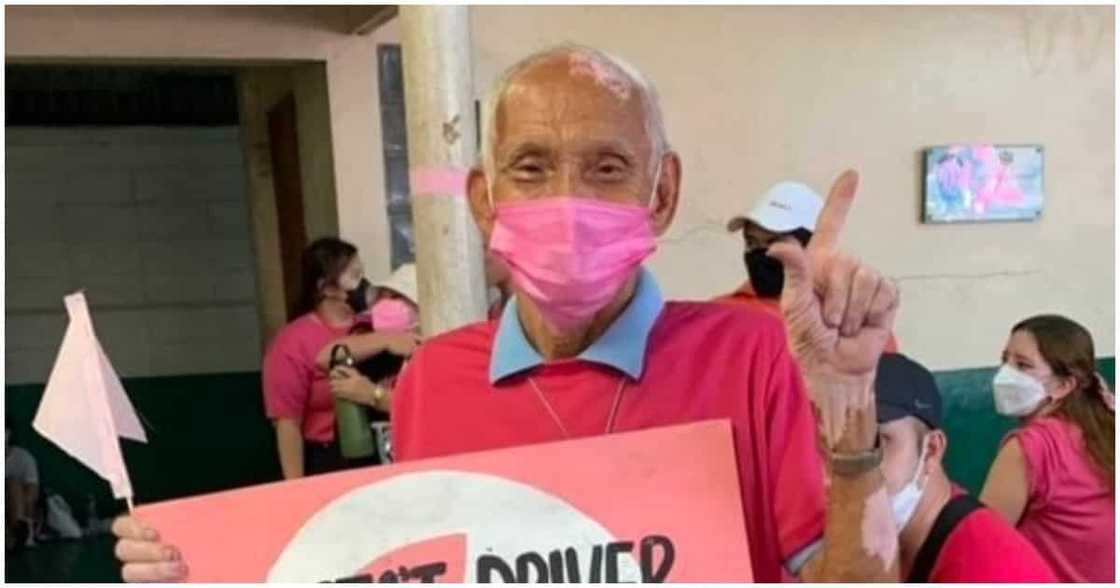 Elmer Cordero ng Piston 6, nagpakita ng suporta kay VP Leni Robredo Elmer Cordero ng Piston 6, nagpakita ng suporta kay VP Leni Robredo