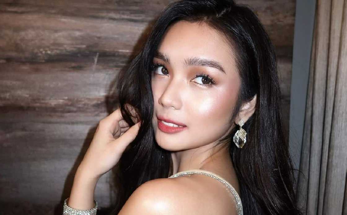 Francine Diaz, muling nakausap si Dr. Tyler sa kanyang Instagram live Francine Diaz, muling nakausap si Dr. Tyler sa kanyang Instagram live