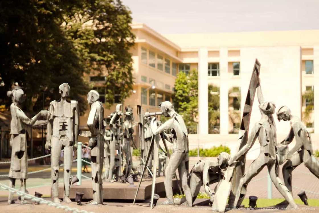 Far Eastern University courses offered Far Eastern University courses offered