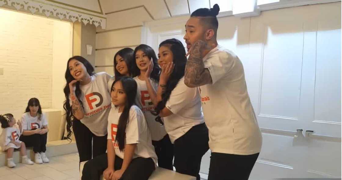 Papi Galang, pumunta sa endorsement photoshoot ng Toro family