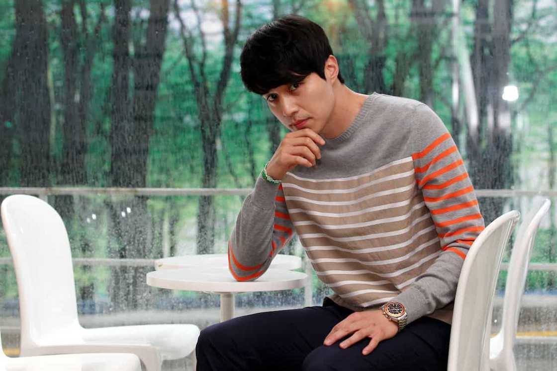 lee dong wook's wife lee dong wook's wife