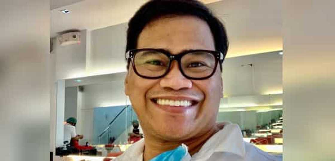 Ogie Diaz, sinupalpal ang "umay" comment kina B at G matapos ang interview niya kay Janus del Prado Ogie Diaz, sinupalpal ang "umay" comment kina B at G matapos ang interview niya kay Janus del Prado