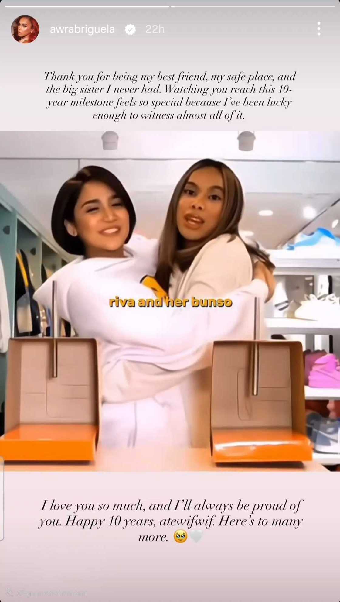 Awra Briguela, nagbigay-pugay kay Riva Quenery sa ika-10 taon nito sa YouTube Awra Briguela, nagbigay-pugay kay Riva Quenery sa ika-10 taon nito sa YouTube