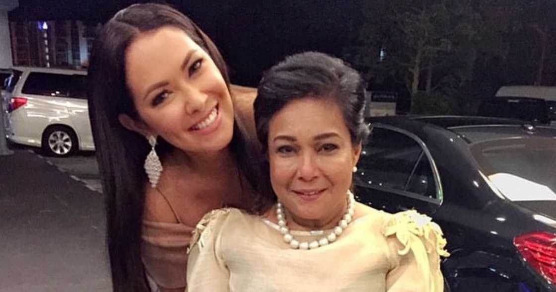 Ruffa Gutierrez, nagbigay-pugay kay yumaong Superstar Nora Aunor (@iloveruffag) Ruffa Gutierrez, nagbigay-pugay kay yumaong Superstar Nora Aunor (@iloveruffag)