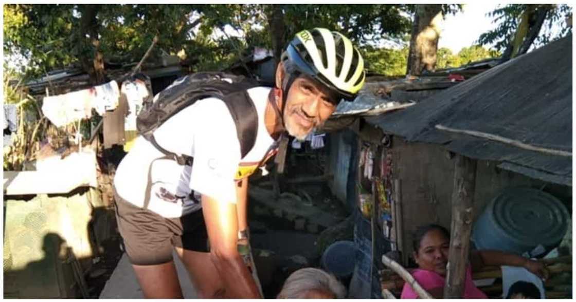 62-anyos na Pasabuy rider, 'di iniinda ang cancer at tumutulong pa sa mga kapos-palad 62-anyos na Pasabuy rider, 'di iniinda ang cancer at tumutulong pa sa mga kapos-palad