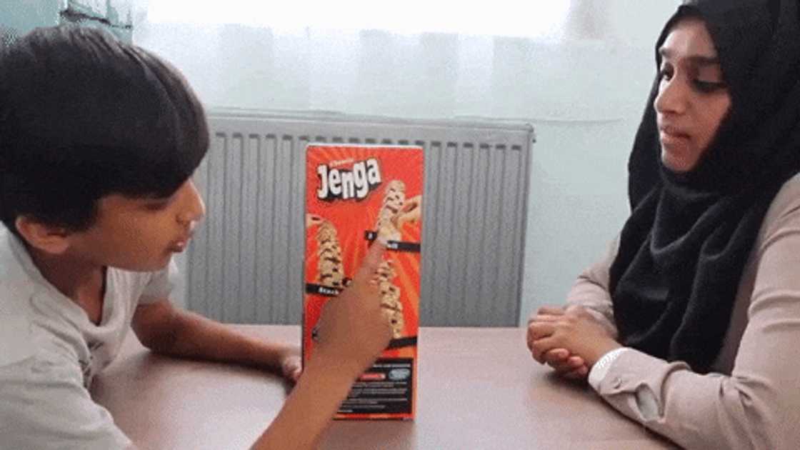 How to play Jenga How to play Jenga