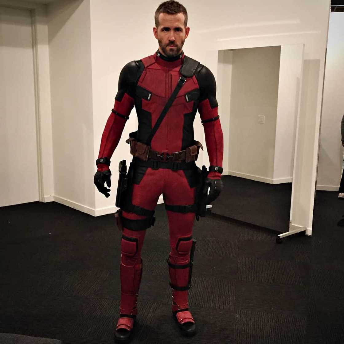 ryan reynolds deadpool ryan reynolds deadpool