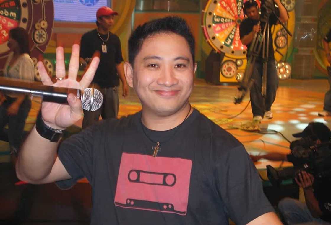 Michael V. renews contract with GMA; cites network as his creative home Michael V. renews contract with GMA; cites network as his creative home