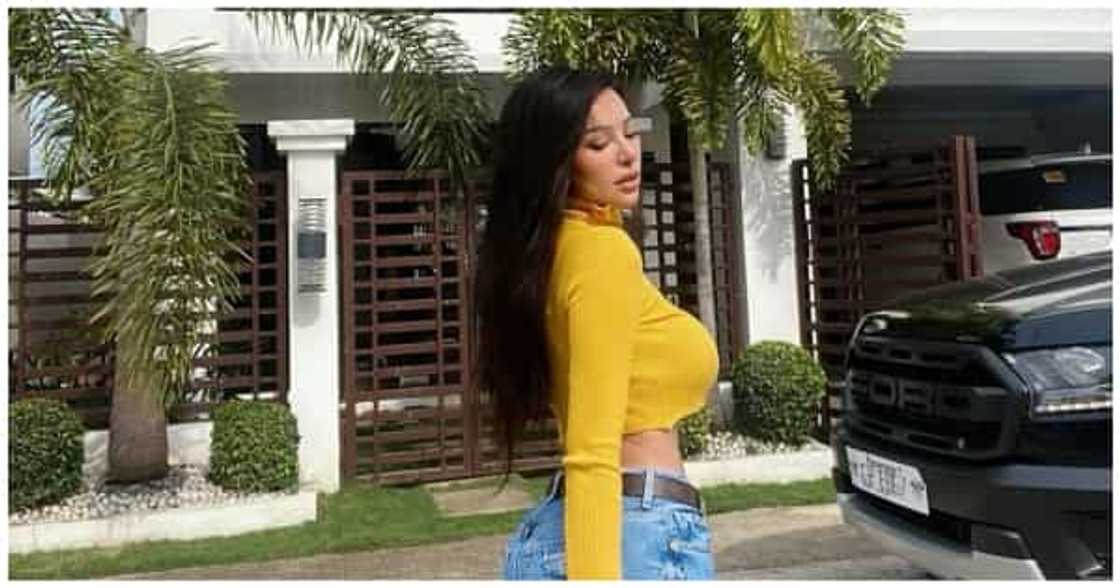 Sunshine Guimary, ipinakita ang sinapit ng kanyang bahay sa Cebu dahil sa Bagyong Odette Sunshine Guimary, ipinakita ang sinapit ng kanyang bahay sa Cebu dahil sa Bagyong Odette