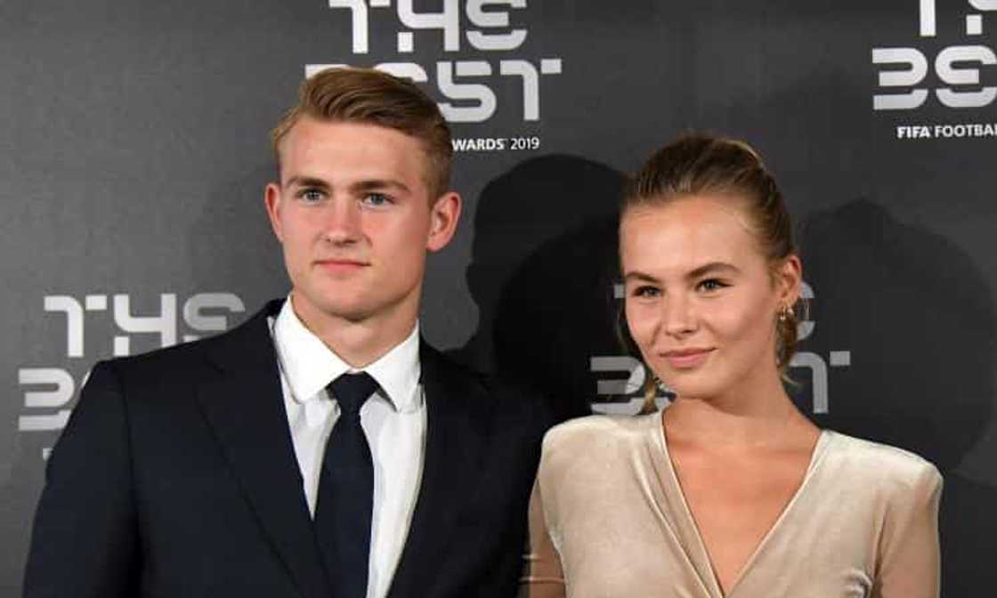 Juventus players wives and girlfriends in 2020 Juventus players wives and girlfriends in 2020