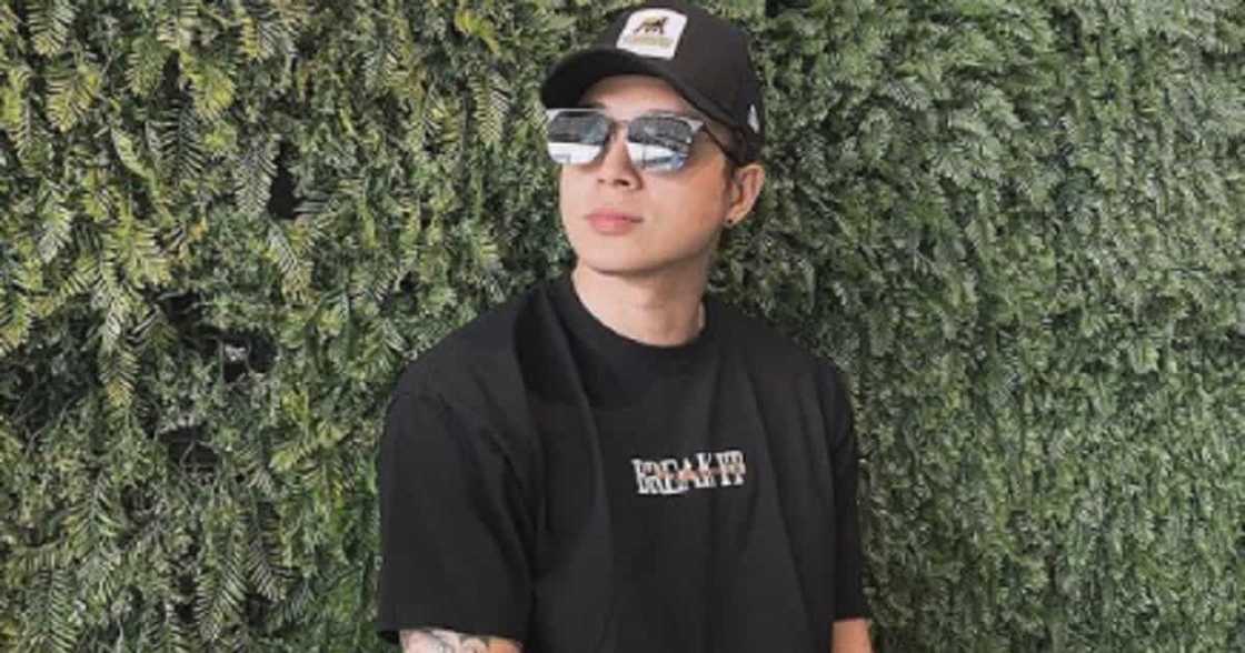 DJ Loonyo shows off new house and business he gave to his mother DJ Loonyo shows off new house and business he gave to his mother