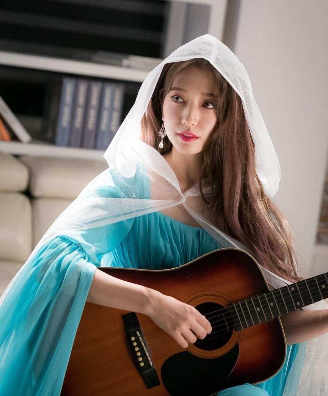 Park Shin Hye age Park Shin Hye age