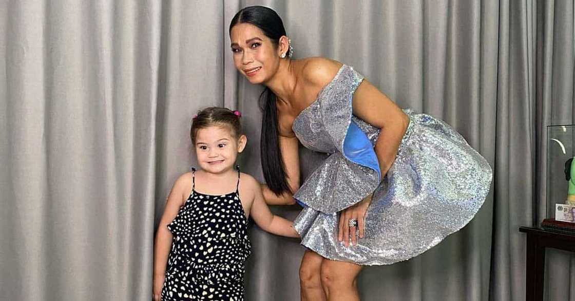 Anak ni Pokwang na si Malia O'Brian, hinangaan ng netizens dahil sa katapangan: “Chika lang ng chika si Tisay” Anak ni Pokwang na si Malia O'Brian, hinangaan ng netizens dahil sa katapangan: “Chika lang ng chika si Tisay”