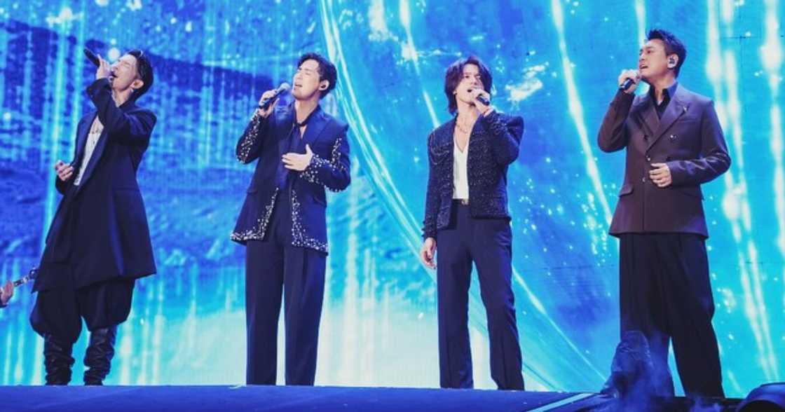 F4 reunites on stage after 12 years; performs ‘Meteor Rain’ (@kenchu9) F4 reunites on stage after 12 years; performs ‘Meteor Rain’ (@kenchu9)