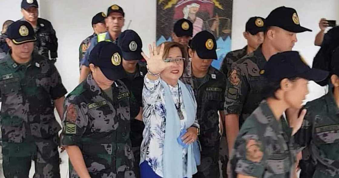 Sen. Leila de Lima, nagpaabot ng pasasalamat kay Sen. Manny Pacquiao: “Nanawagan na syang ako ay palayain na” Sen. Leila de Lima, nagpaabot ng pasasalamat kay Sen. Manny Pacquiao: “Nanawagan na syang ako ay palayain na”