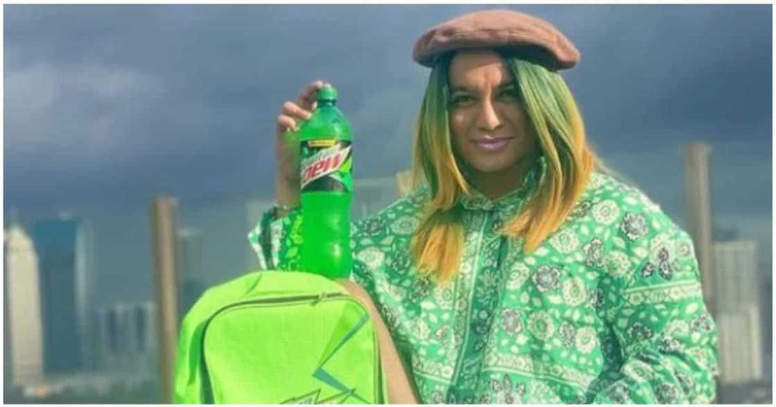 EB Dabarkads, naluha habang ikinikwento ni Boobay ang kanyang pagsubok noong 2016 EB Dabarkads, naluha habang ikinikwento ni Boobay ang kanyang pagsubok noong 2016