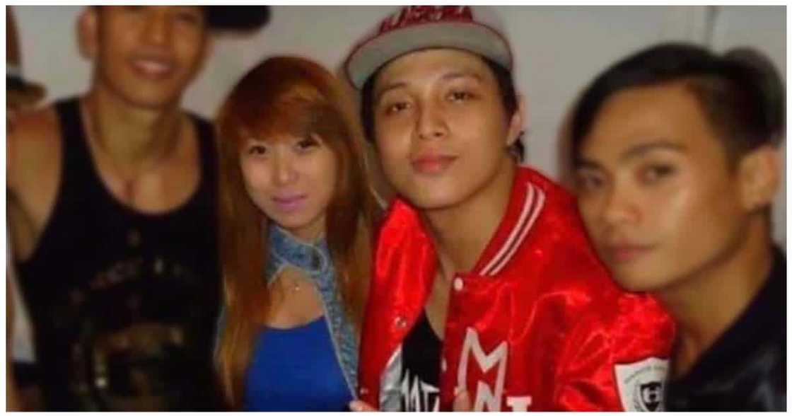 DJ Loonyo, binweltahan ng ina ng kanyang anak matapos lumabas ang "kwento ng kanyang buhay" DJ Loonyo, binweltahan ng ina ng kanyang anak matapos lumabas ang "kwento ng kanyang buhay"