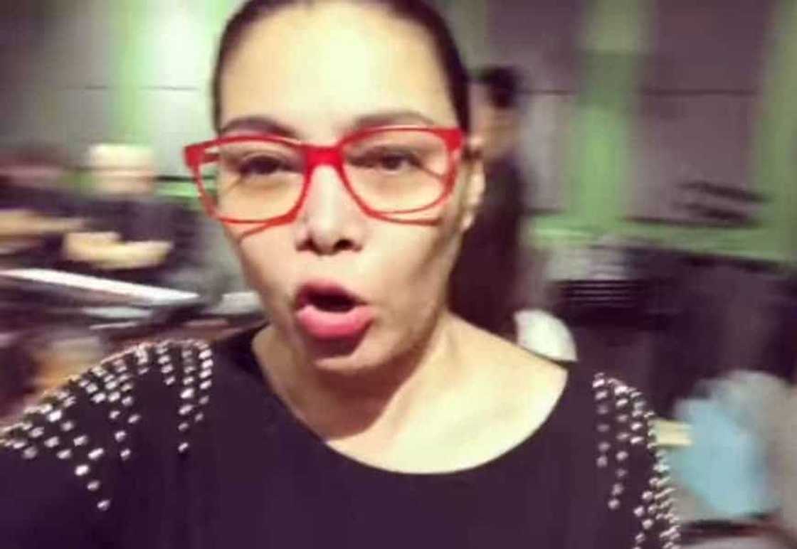 Anak ni K Brosas, isiniwalat na mga kaibigan umano ng ina ang nanloko sa kanya Anak ni K Brosas, isiniwalat na mga kaibigan umano ng ina ang nanloko sa kanya