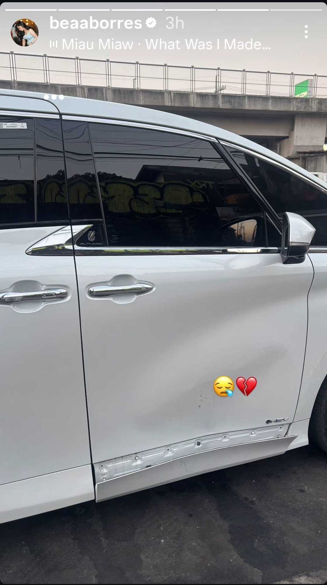 Bea Borres laments car accident: “It hasn't even been a year nabangga na alphard ko” Bea Borres laments car accident: “It hasn't even been a year nabangga na alphard ko”