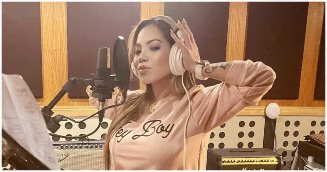 Madam Inutz, ibinahagi ang mga behind the scenes ng recording niya ng kantang 'Marites' Madam Inutz, ibinahagi ang mga behind the scenes ng recording niya ng kantang 'Marites'