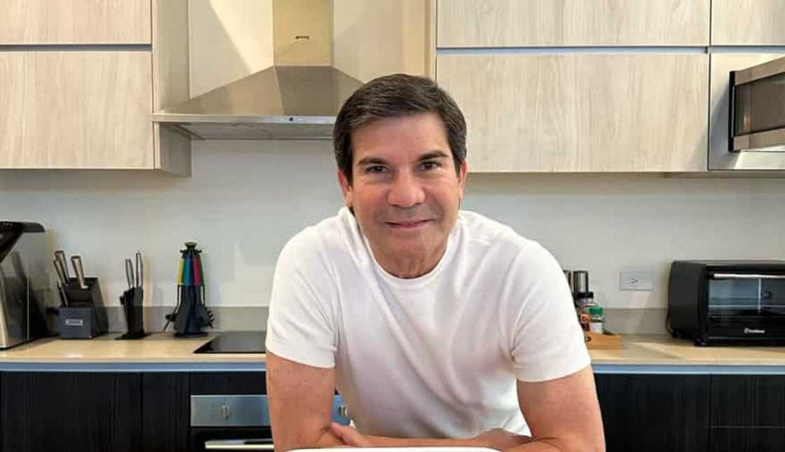 Edu Manzano, pinalagan ang motorcycle cop na nanghingi raw ng 4K sa kanyang driver Edu Manzano, pinalagan ang motorcycle cop na nanghingi raw ng 4K sa kanyang driver