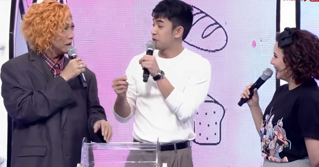 David Licauco, sinagot ang tanong ni Vice Ganda kung single ba siya David Licauco, sinagot ang tanong ni Vice Ganda kung single ba siya