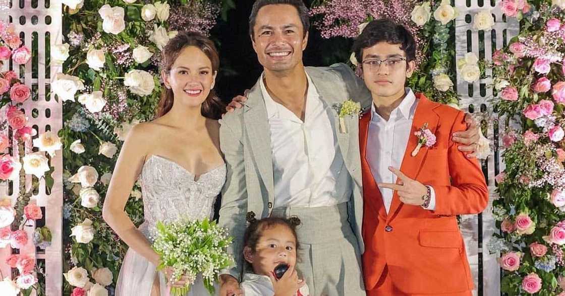 Ellen Adarna, ibinahagi ang pagsha-shopping nila sa bagong bukas na modern at high-tech grocery store sa BGC Ellen Adarna, ibinahagi ang pagsha-shopping nila sa bagong bukas na modern at high-tech grocery store sa BGC